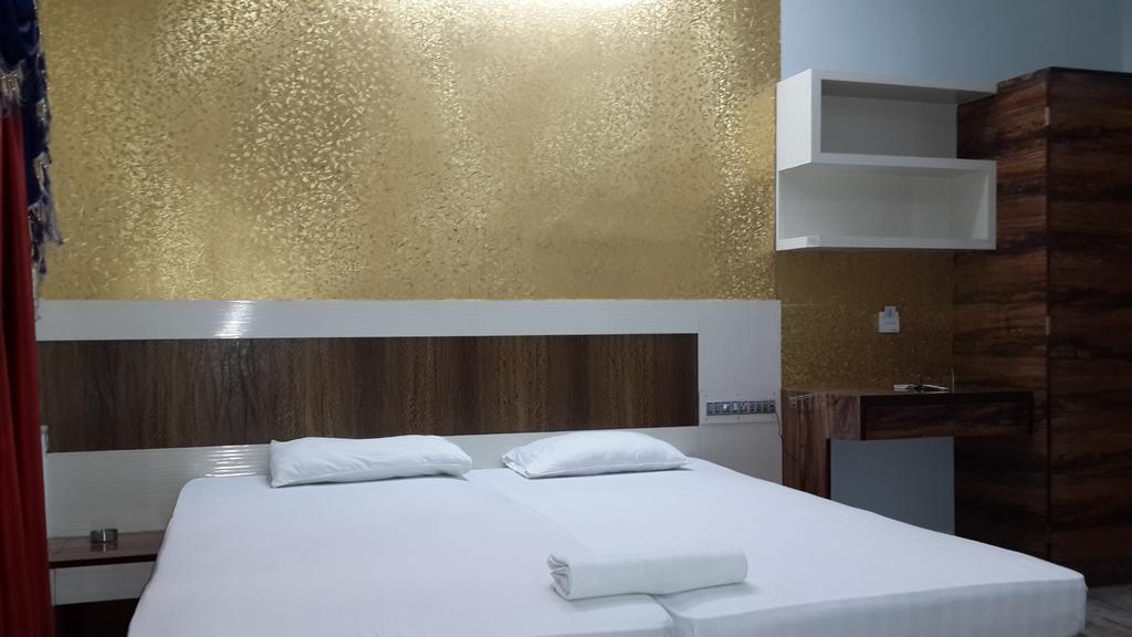 Rupasi Bangla Hotel Kolkata Phòng bức ảnh