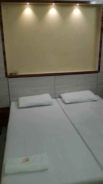 Rupasi Bangla Hotel Kolkata Phòng bức ảnh