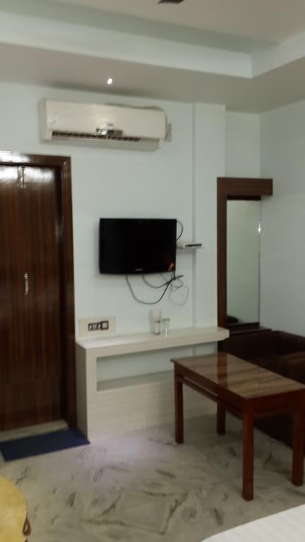 Rupasi Bangla Hotel Kolkata Phòng bức ảnh