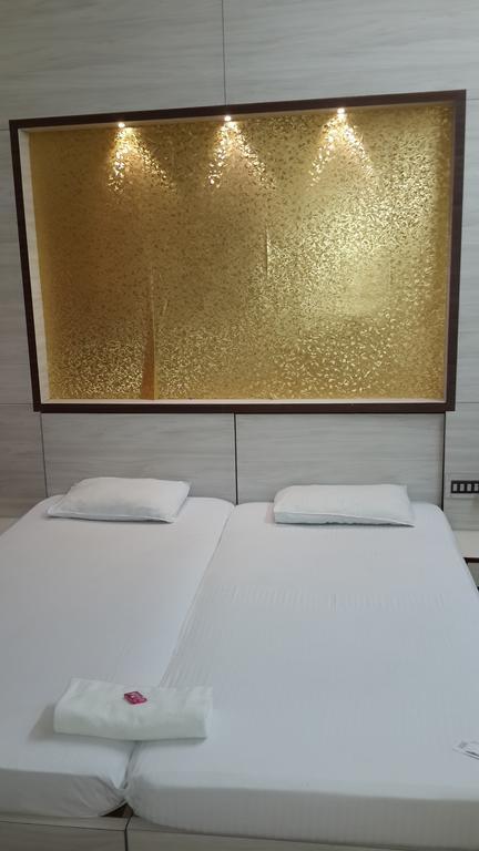Rupasi Bangla Hotel Kolkata Phòng bức ảnh