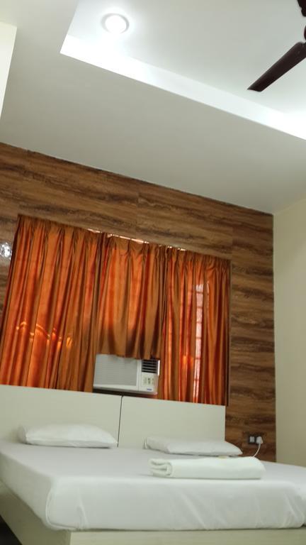 Rupasi Bangla Hotel Kolkata Phòng bức ảnh