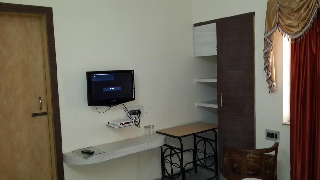 Rupasi Bangla Hotel Kolkata Phòng bức ảnh